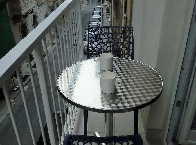 Victoria Flats Senglea